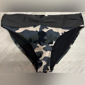 Camouflage Bikini Bottom Size Small NWOT